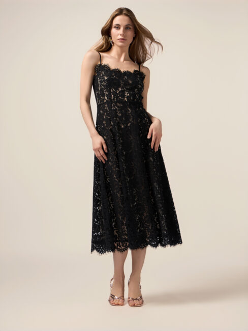Vestito midi in pizzo nero Vestito midi in pizzo nero