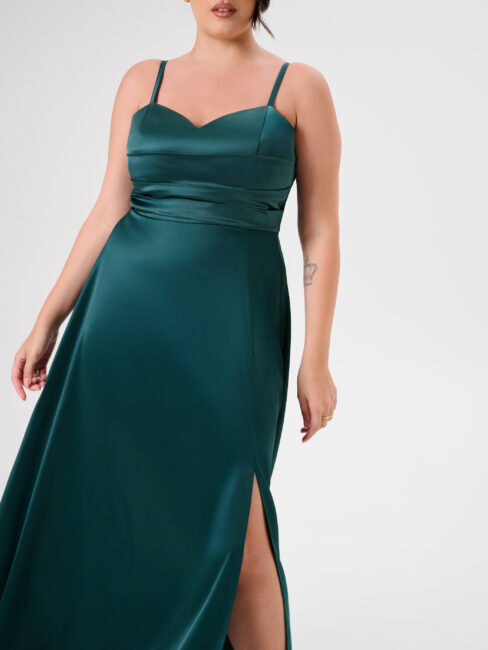 Rinascimento vestito lungo curvy autunno 2025 Rinascimento vestito lungo curvy autunno 2025