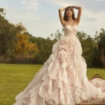 Abito da sposa da principessa color blush Nicole Milano 2026
