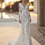 Abito da sposa in pizzo semitrasparente 2026 Rosa Clarà