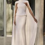 Abito da sposa minimal chic Pronovias 2026