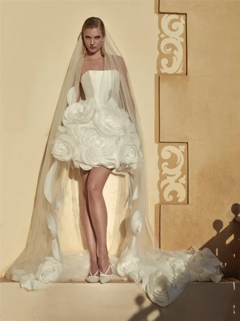 Vestito da sposa corto Pronovias collezione 2026 Vestito da sposa corto Pronovias collezione 2026