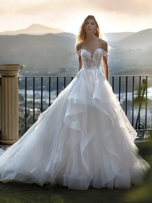 Vestito da sposa da principessa 2026 Nicole Milano Vestito da sposa da principessa 2026 Nicole Milano