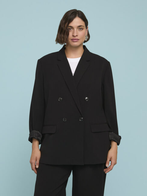 Blazer nero doppiopetto curvy Fiorella Rubino Blazer nero doppiopetto curvy Fiorella Rubino