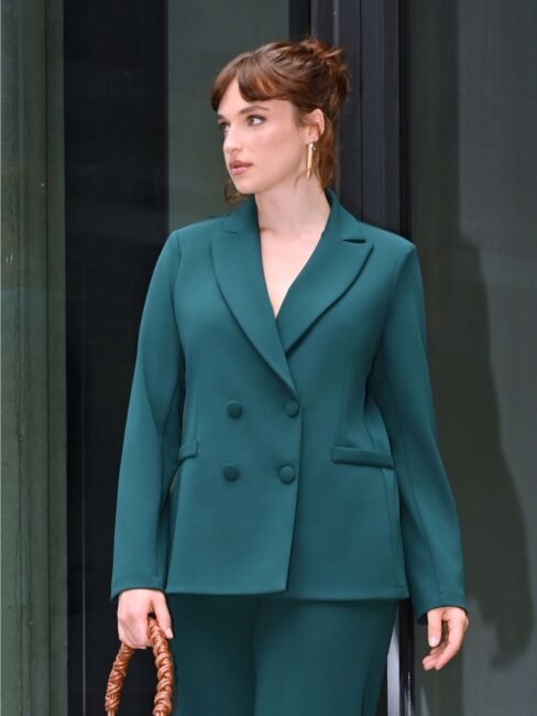 Giacca doppiopetto Rinascimento tailleur curvy inverno 2026 Giacca doppiopetto Rinascimento tailleur curvy inverno 2026