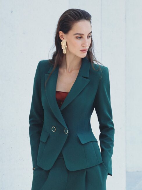 Rinascimento completo donna elegante
