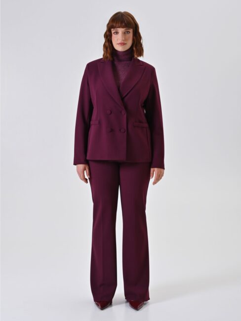 Tailleur donna curvy Rinascimento colore bordeaux inverno 2025 2026 Tailleur donna curvy Rinascimento colore bordeaux inverno 2025 2026