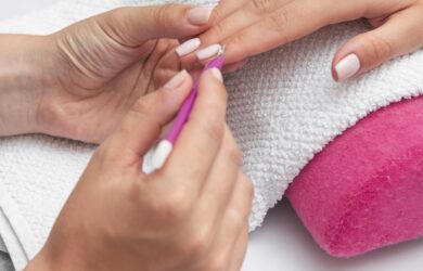 In cosa consiste il corso gel unghie