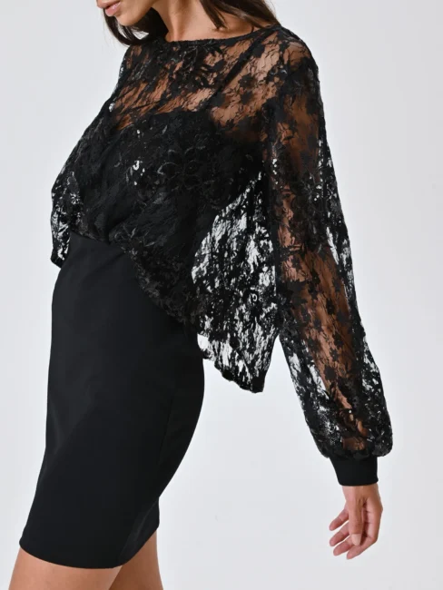 Abito con blusa a maniche lunghe