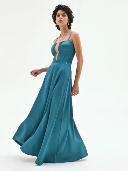 Elegante abito lungo da cerimomia collezione Rinascimento primavera estate 2026