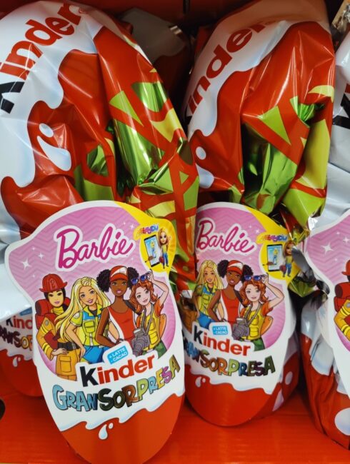 Uova di Pasqua Kinder 2026 Barbie