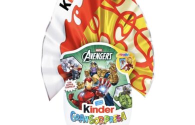 Uova di Pasqua Kinder Gigante 2026 Avengers