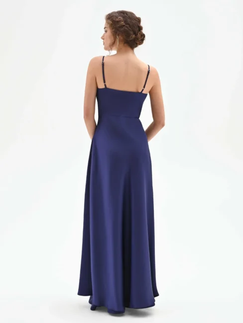 Abito due pezzi con pantaloni coordinati