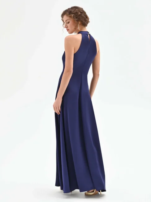 Vestito lungo elegante con scollo all'americana