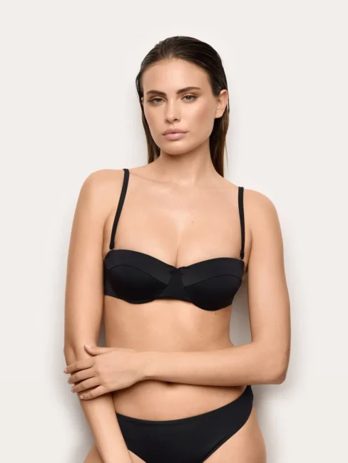 Costume da bagno nero modello Essentials