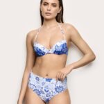 Costume con reggiseno push up e slip alto