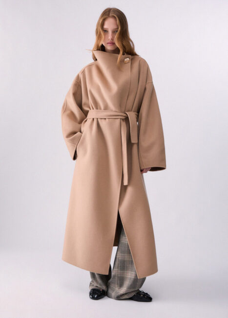 Nuovo cappotto Liu Jo collezione invernale 2026 2027 Nuovo cappotto Liu Jo collezione invernale 2026 2027